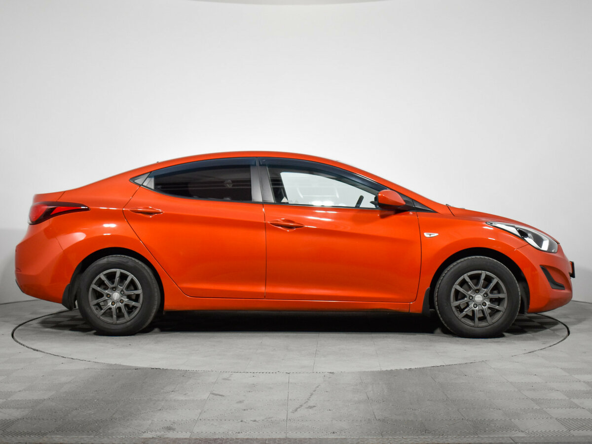 Hyundai Elantra 2015 года с пробегом. Фото: #3