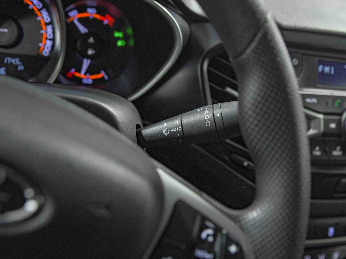 Lada (ВАЗ) Vesta 2019 года с пробегом. Фото: #9