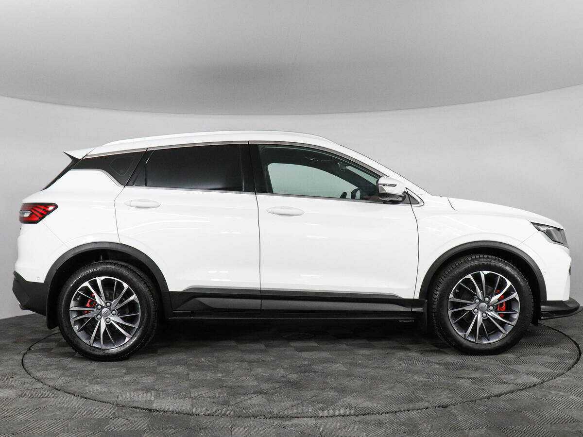 Geely Coolray 2023 года с пробегом. Фото: #3