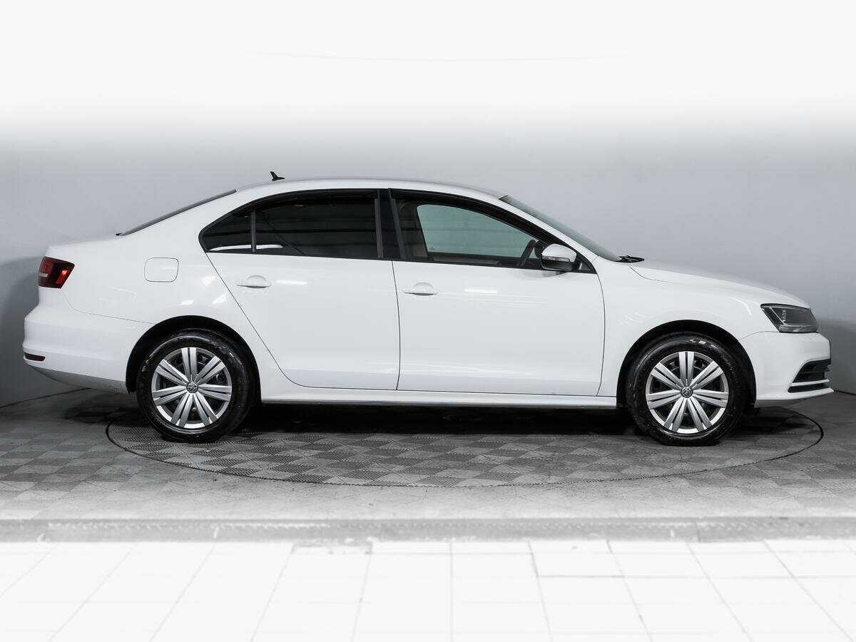 Volkswagen Jetta 2016 года с пробегом. Фото: #3
