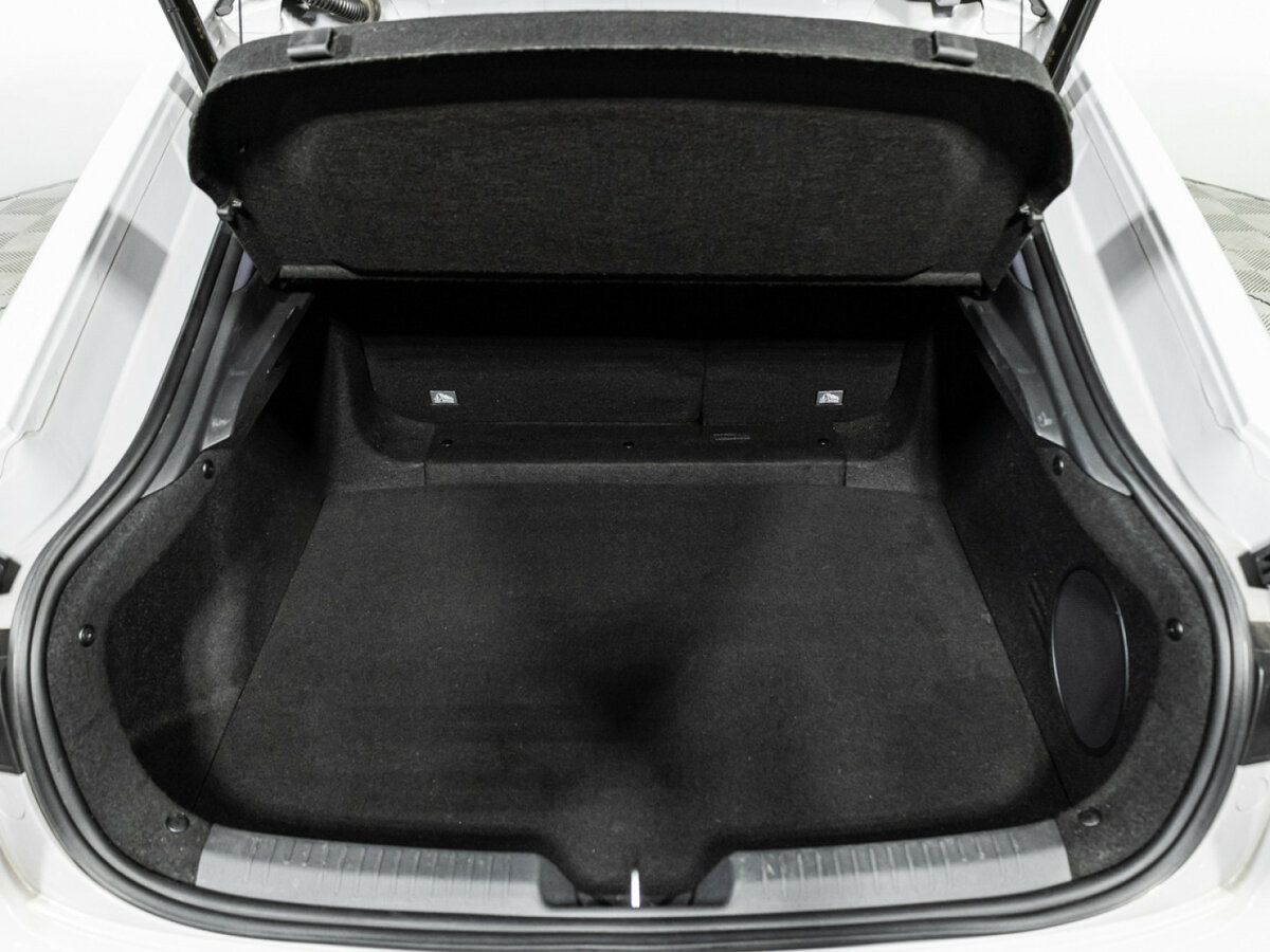 Changan UNI-V 2024 года с пробегом. Фото: #21