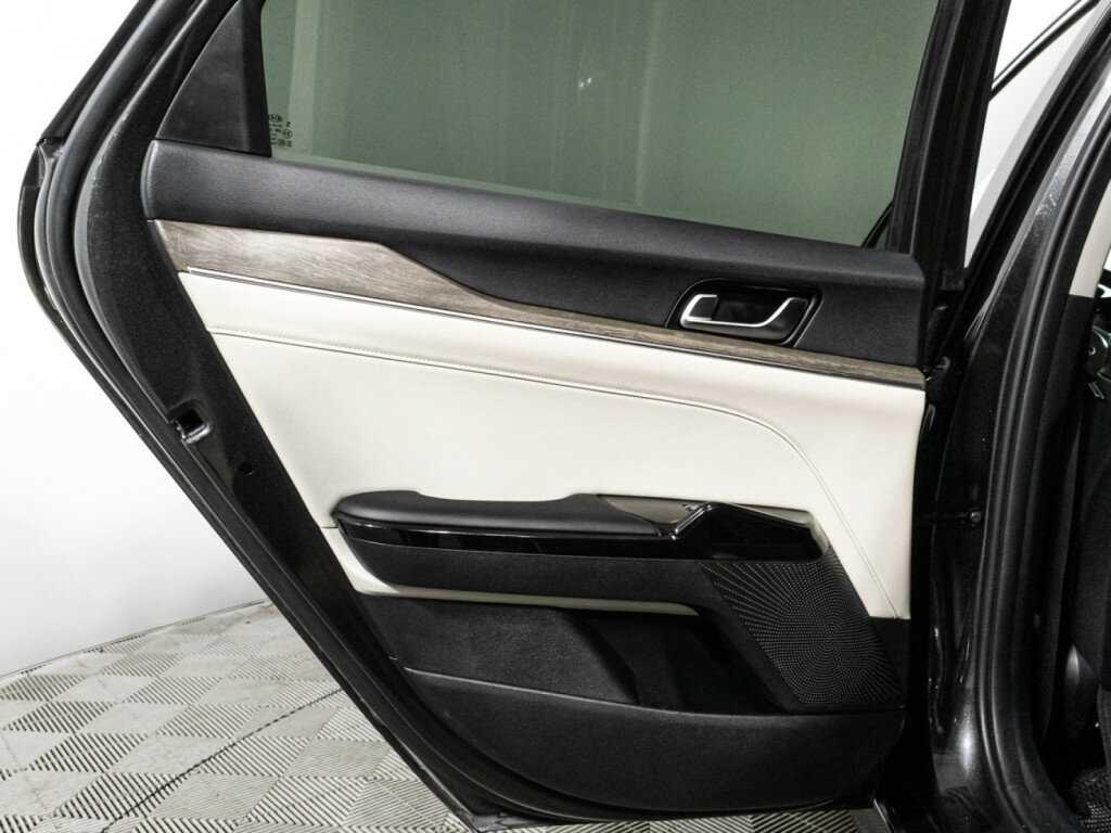 Kia K5 2021 года с пробегом. Фото: #25