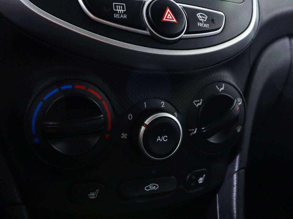 Hyundai Solaris 2013 года с пробегом. Фото: #13