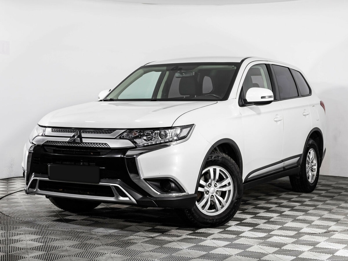 Mitsubishi Outlander 2018 года с пробегом. Фото: #0