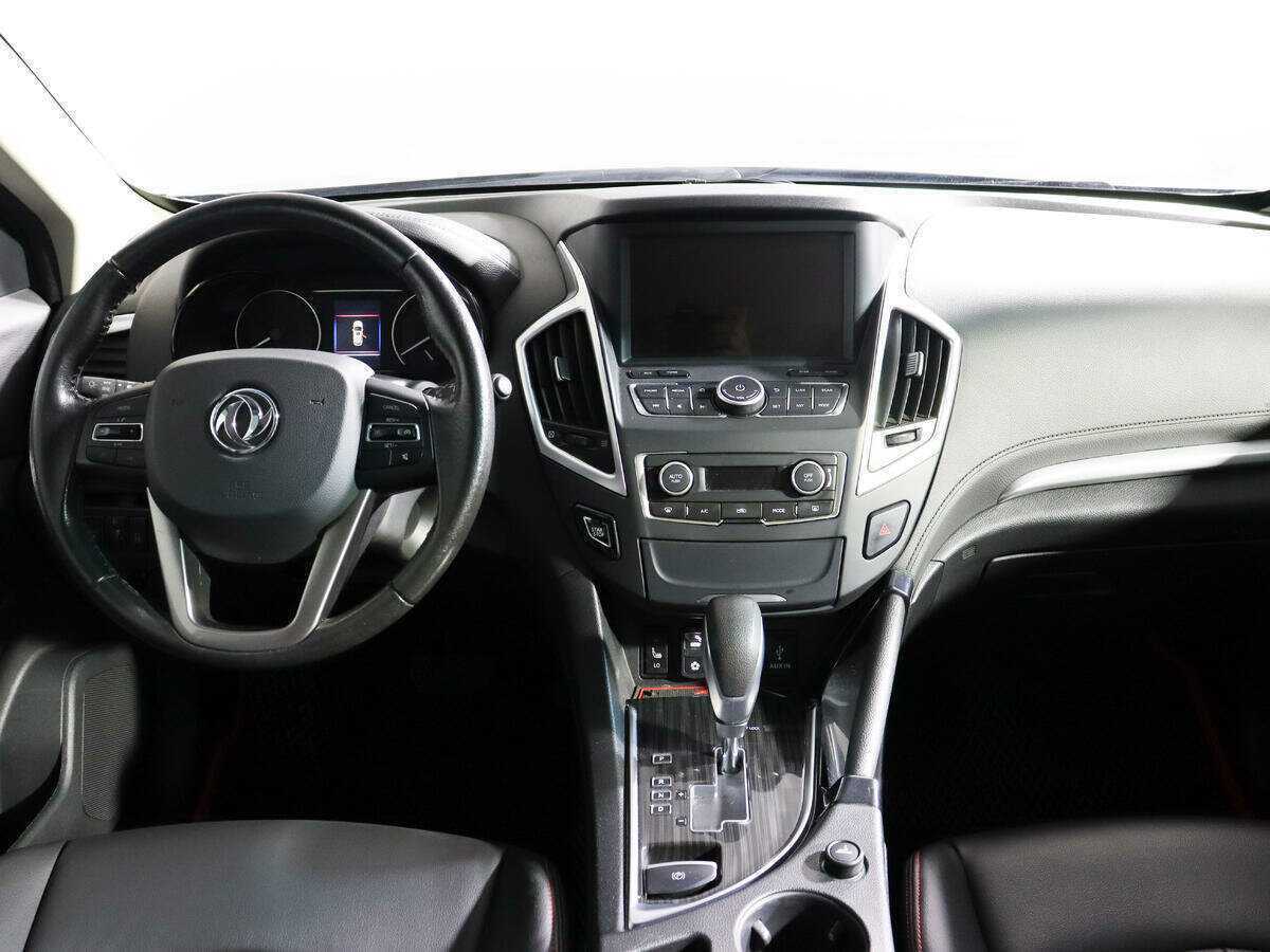 Dongfeng AX7 2017 года с пробегом. Фото: #11