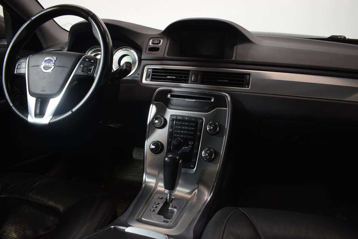 Volvo XC70 2012 года с пробегом. Фото: #12