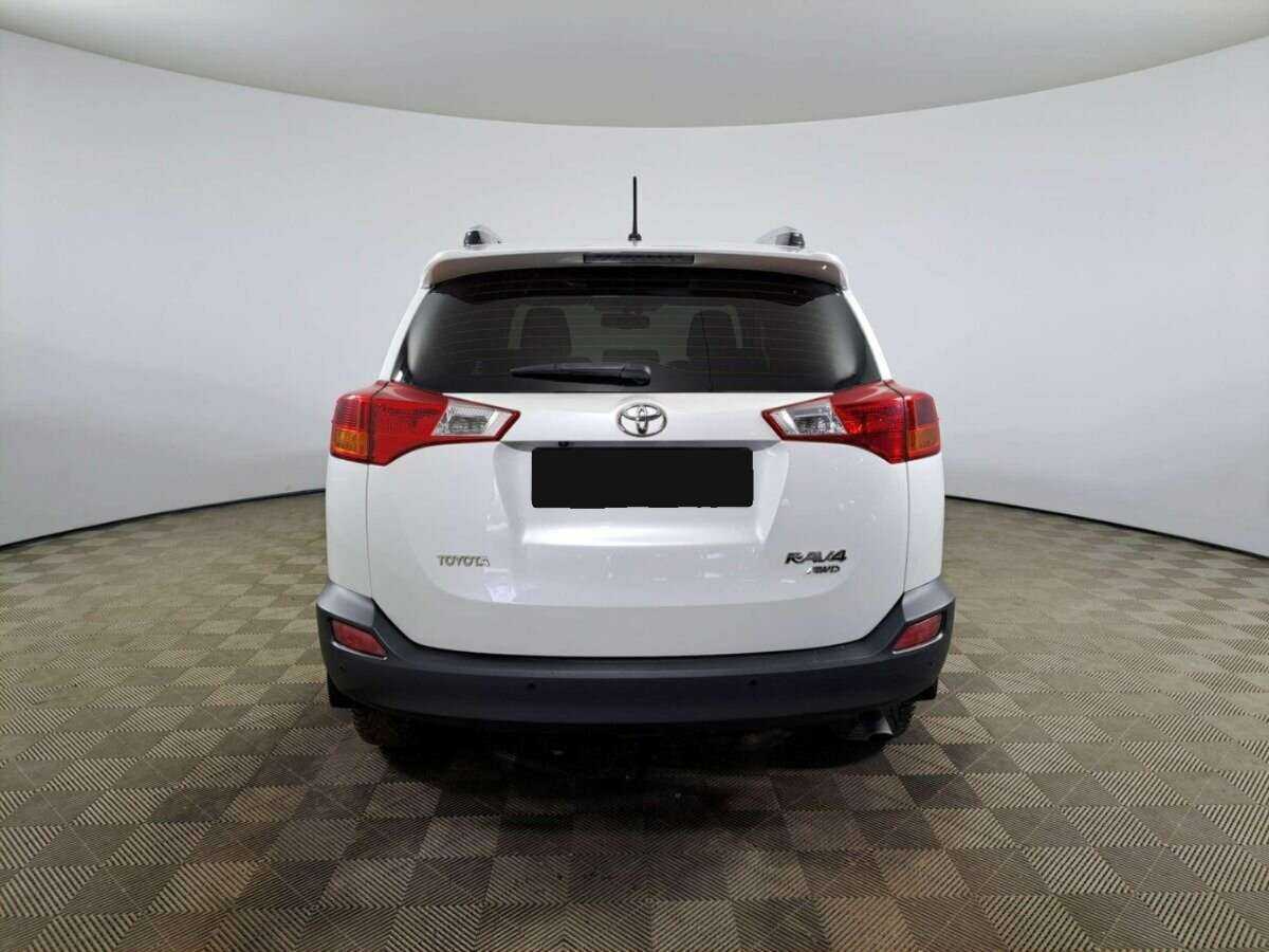Toyota RAV4 2014 года с пробегом. Фото: #5