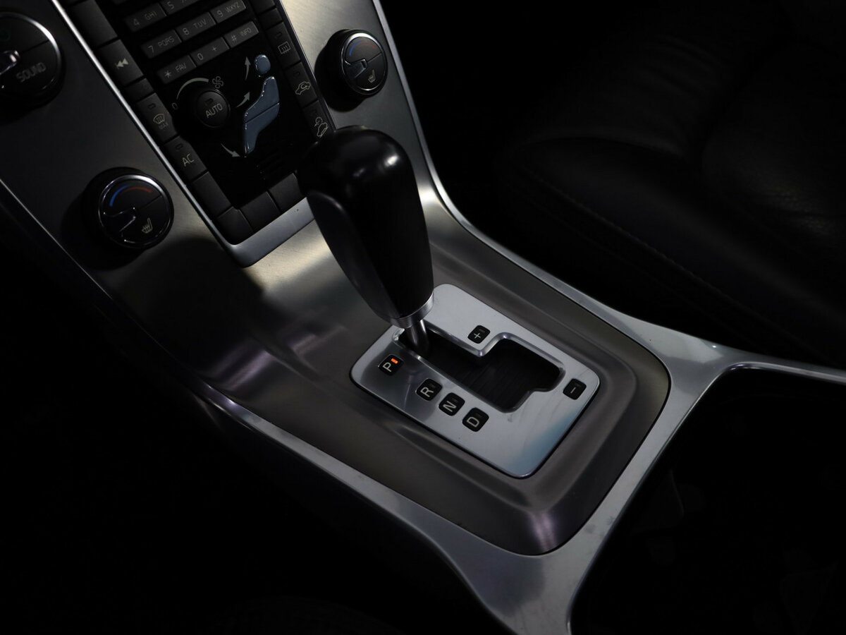 Volvo XC70 2012 года с пробегом. Фото: #18