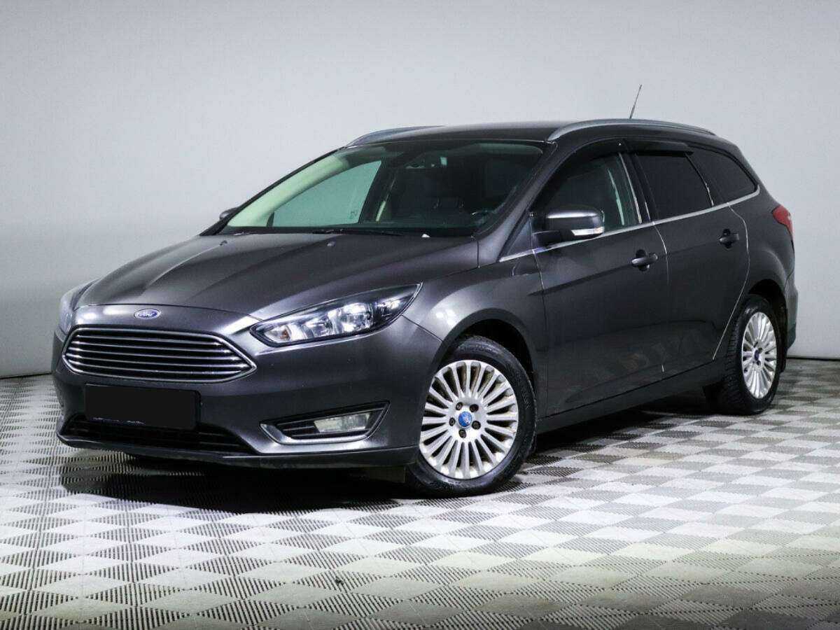 Ford Focus 2017 года с пробегом. Посмотреть фото