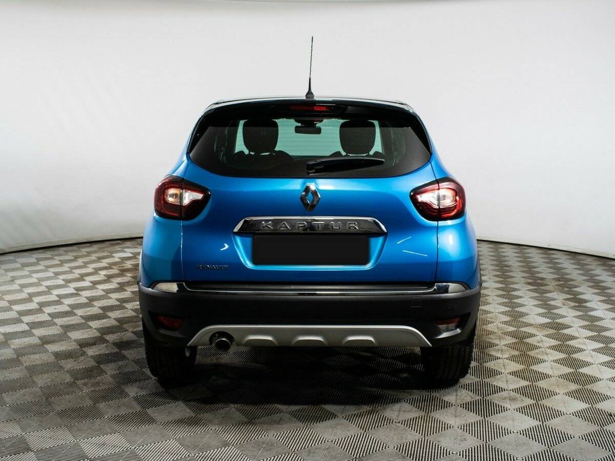 Renault Kaptur 2017 года с пробегом. Фото: #4