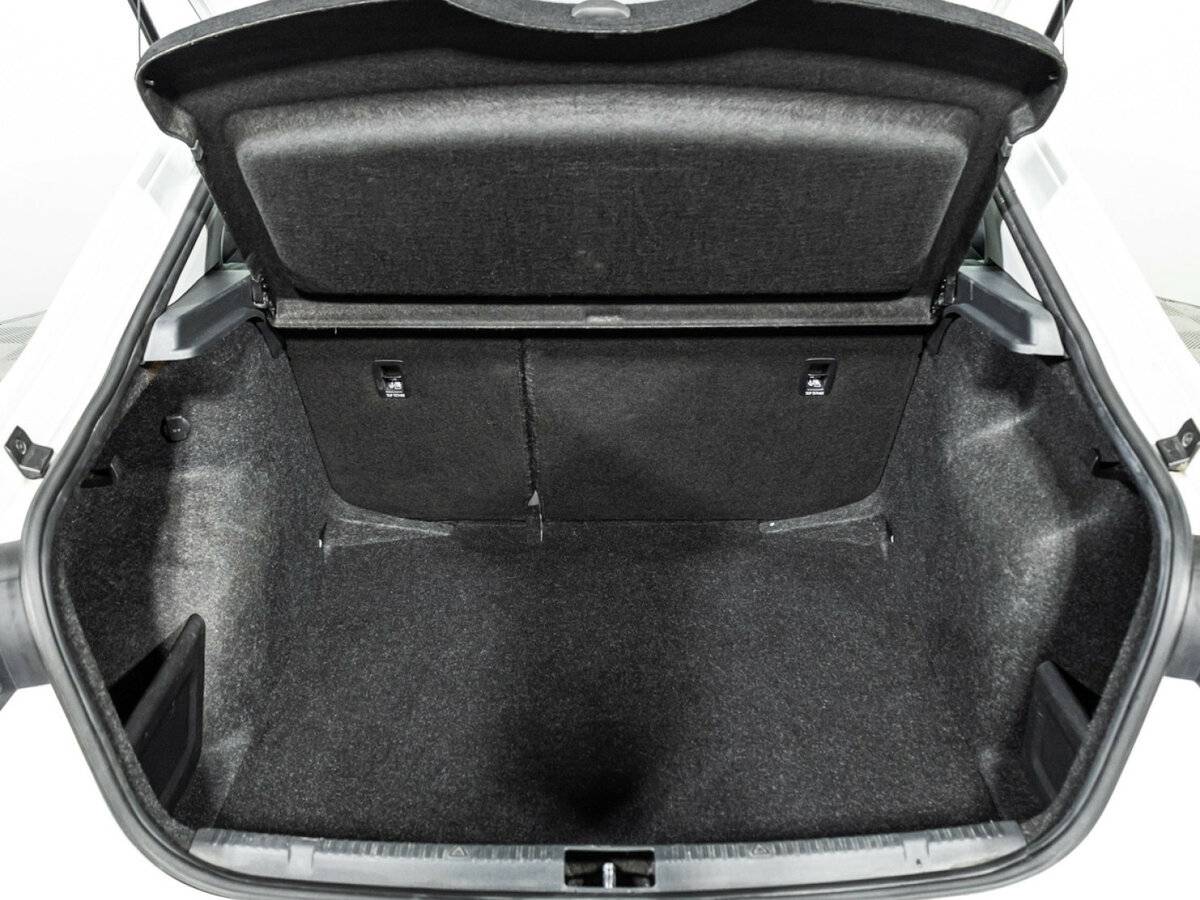 Skoda Rapid 2022 года с пробегом. Фото: #18