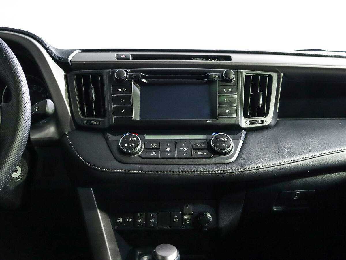 Toyota RAV4 2016 года с пробегом. Фото: #10