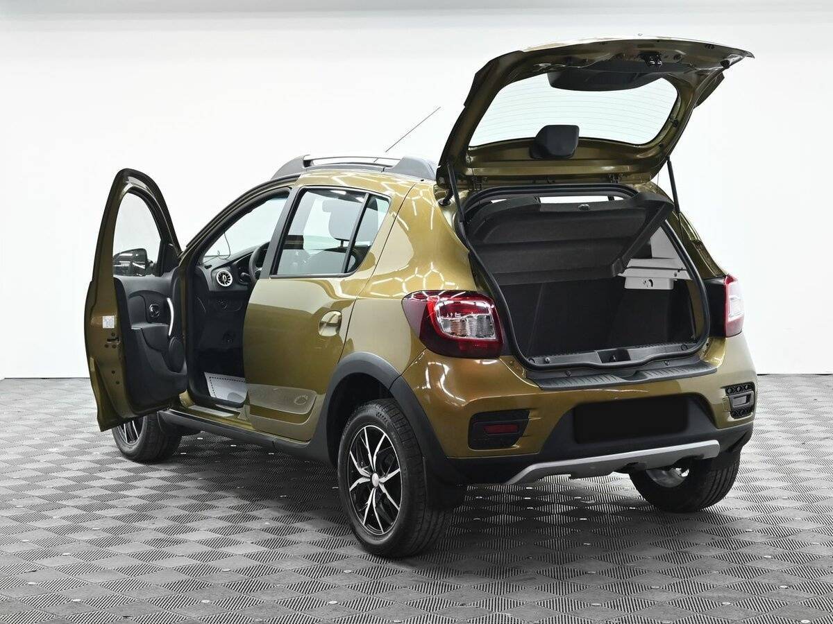 Renault Sandero 2016 года с пробегом. Фото: #4