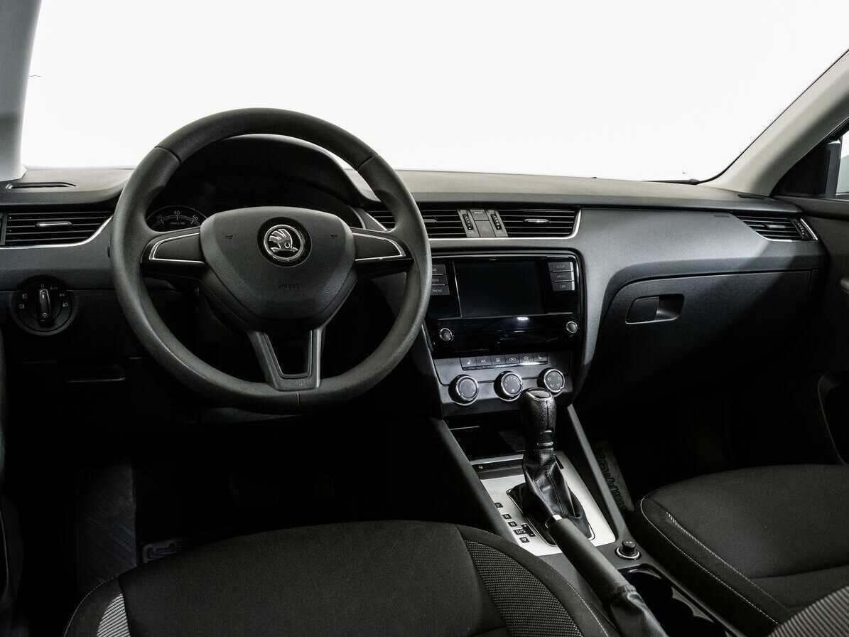 Skoda Octavia 2018 года с пробегом. Фото: #8