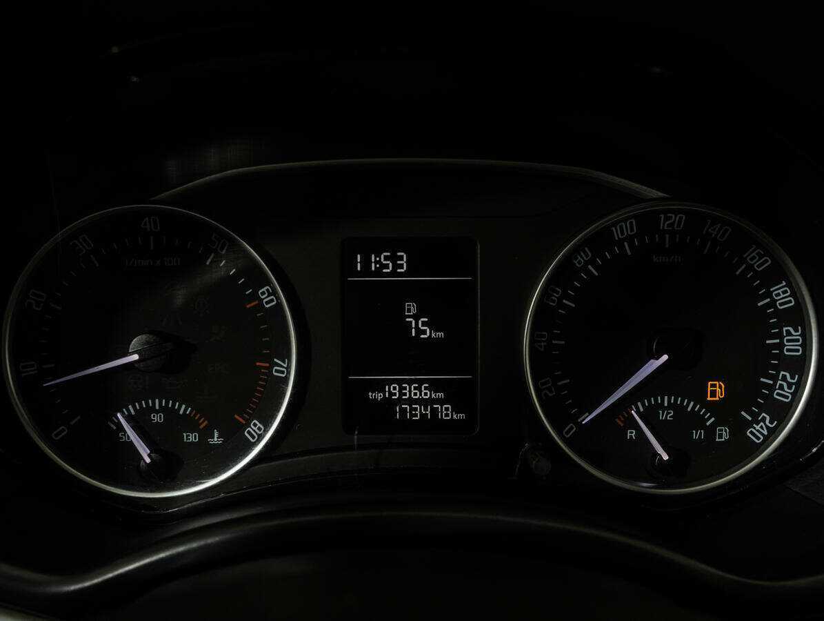 Skoda Octavia 2013 года с пробегом. Фото: #8