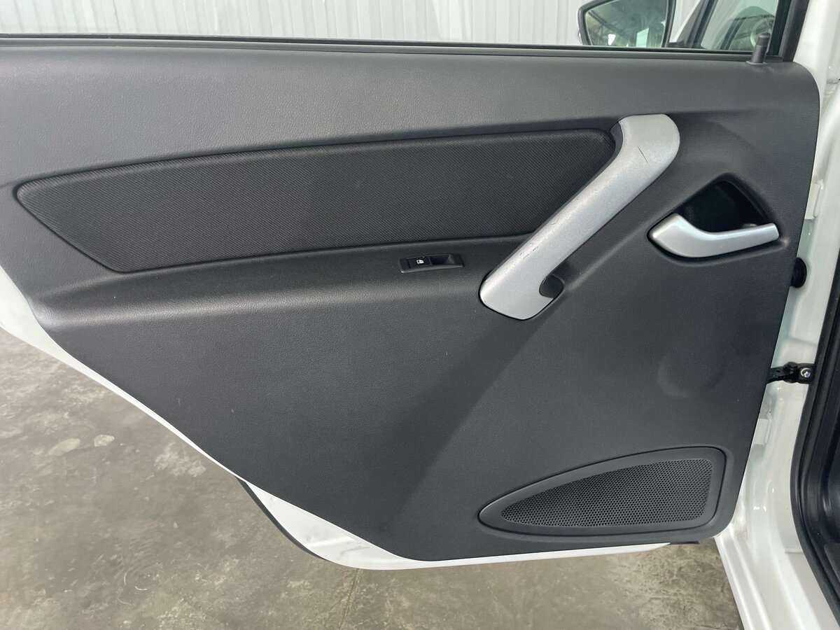 Lada (ВАЗ) Granta 2016 года с пробегом. Фото: #17