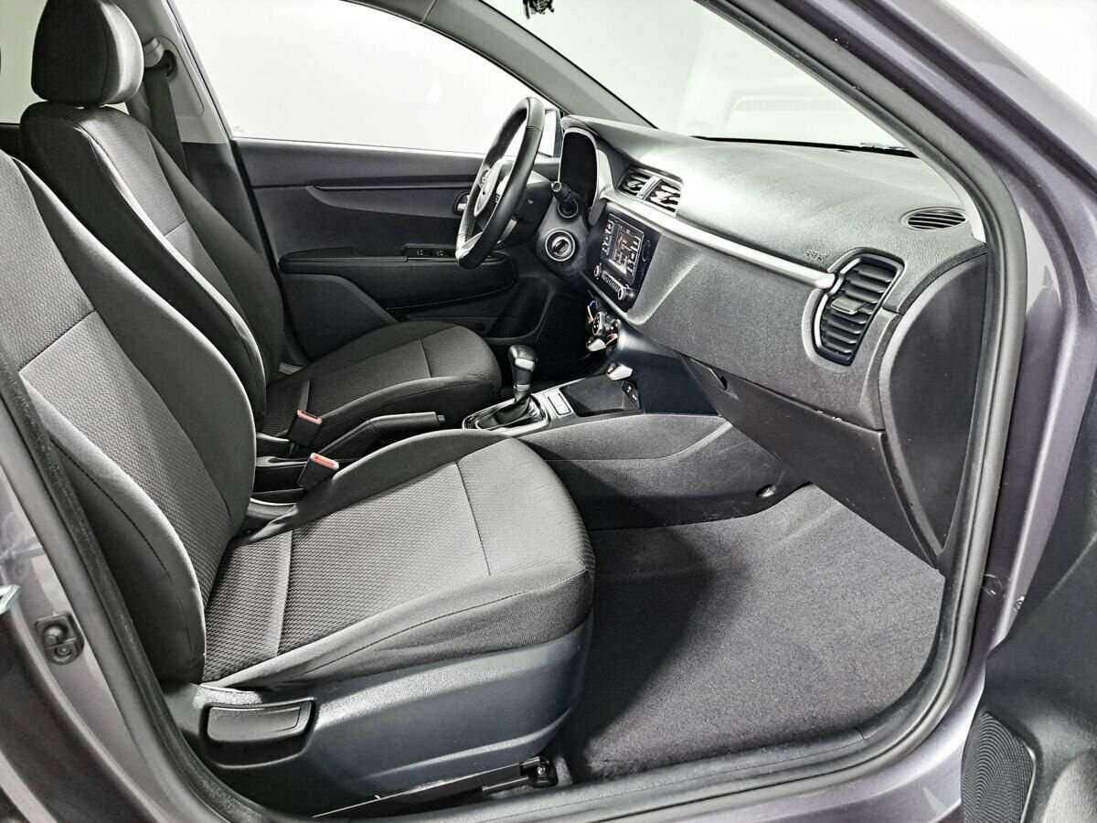 Kia Rio 2021 года с пробегом. Фото: #7