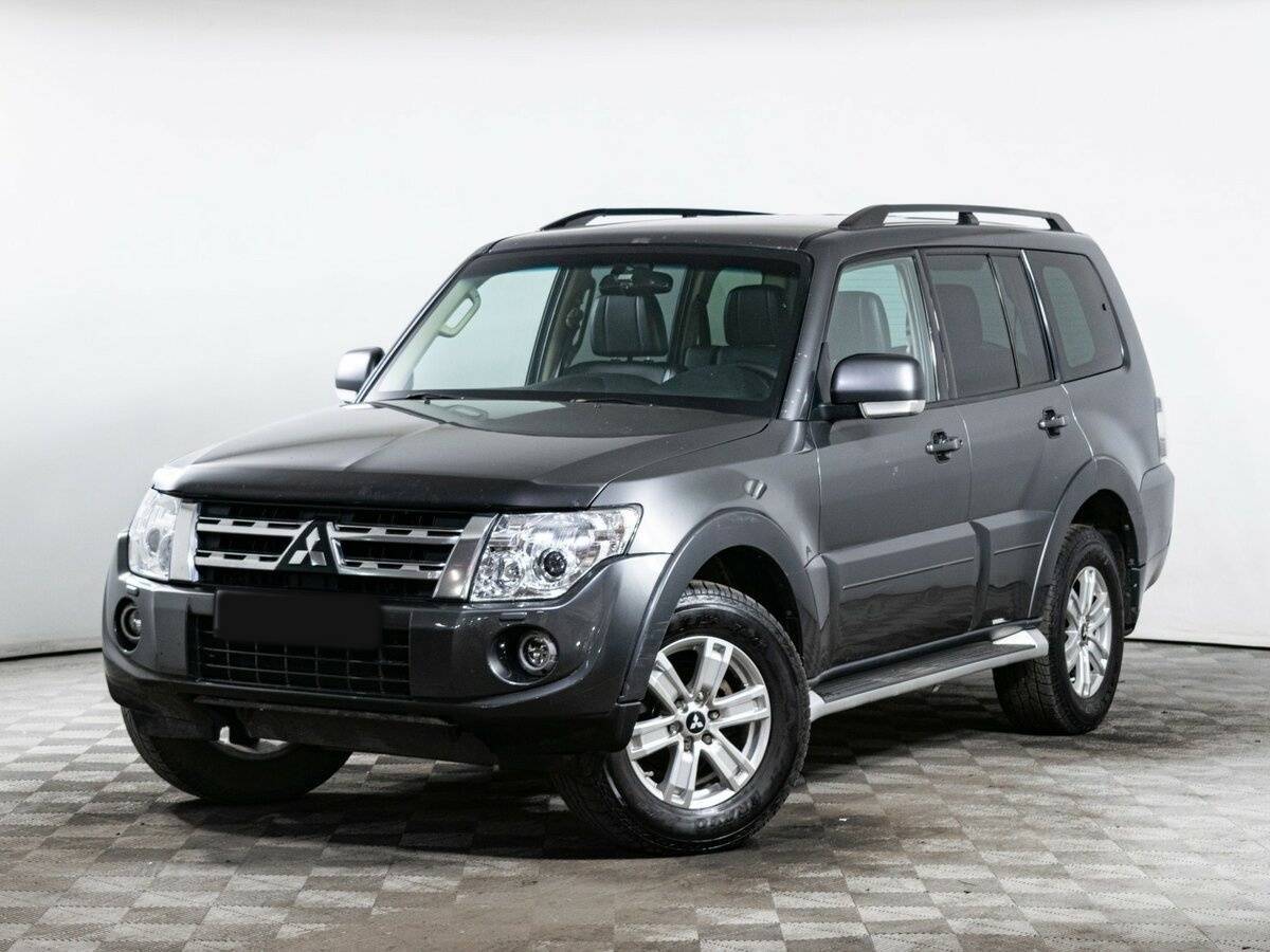 Mitsubishi Pajero 2013 года с пробегом. Посмотреть фото