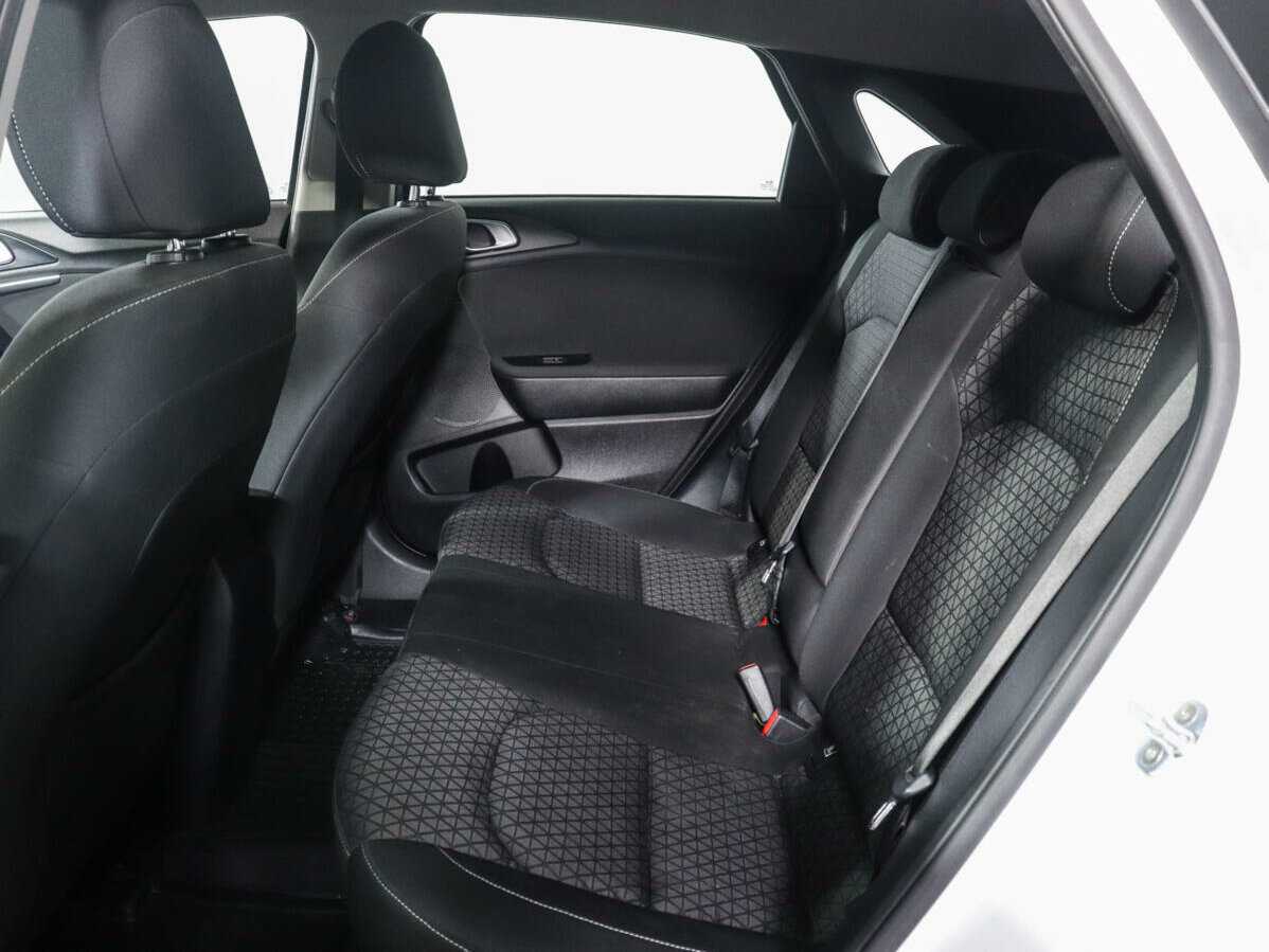 Kia Ceed 2018 года с пробегом. Фото: #8