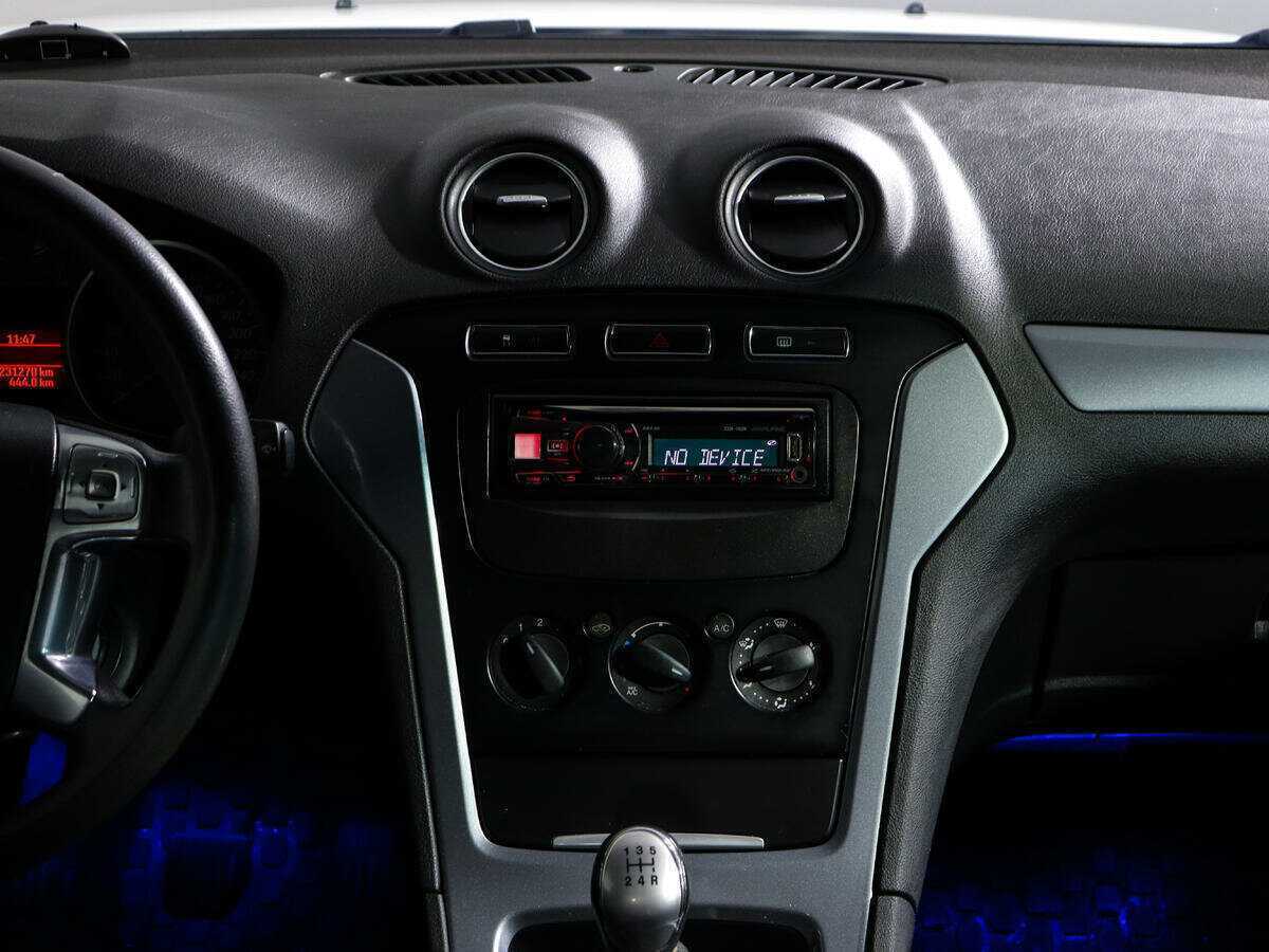 Ford Mondeo 2012 года с пробегом. Фото: #10