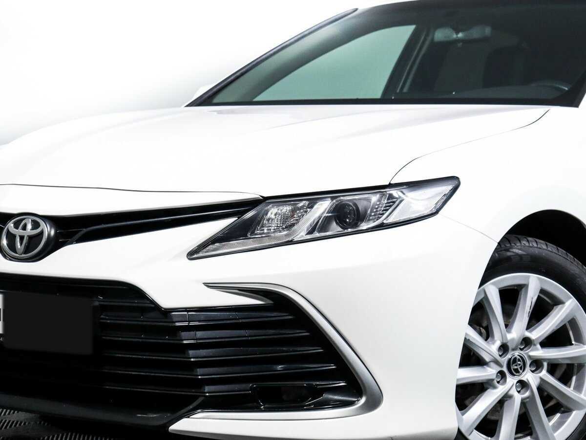Toyota Camry 2021 года с пробегом. Фото: #12