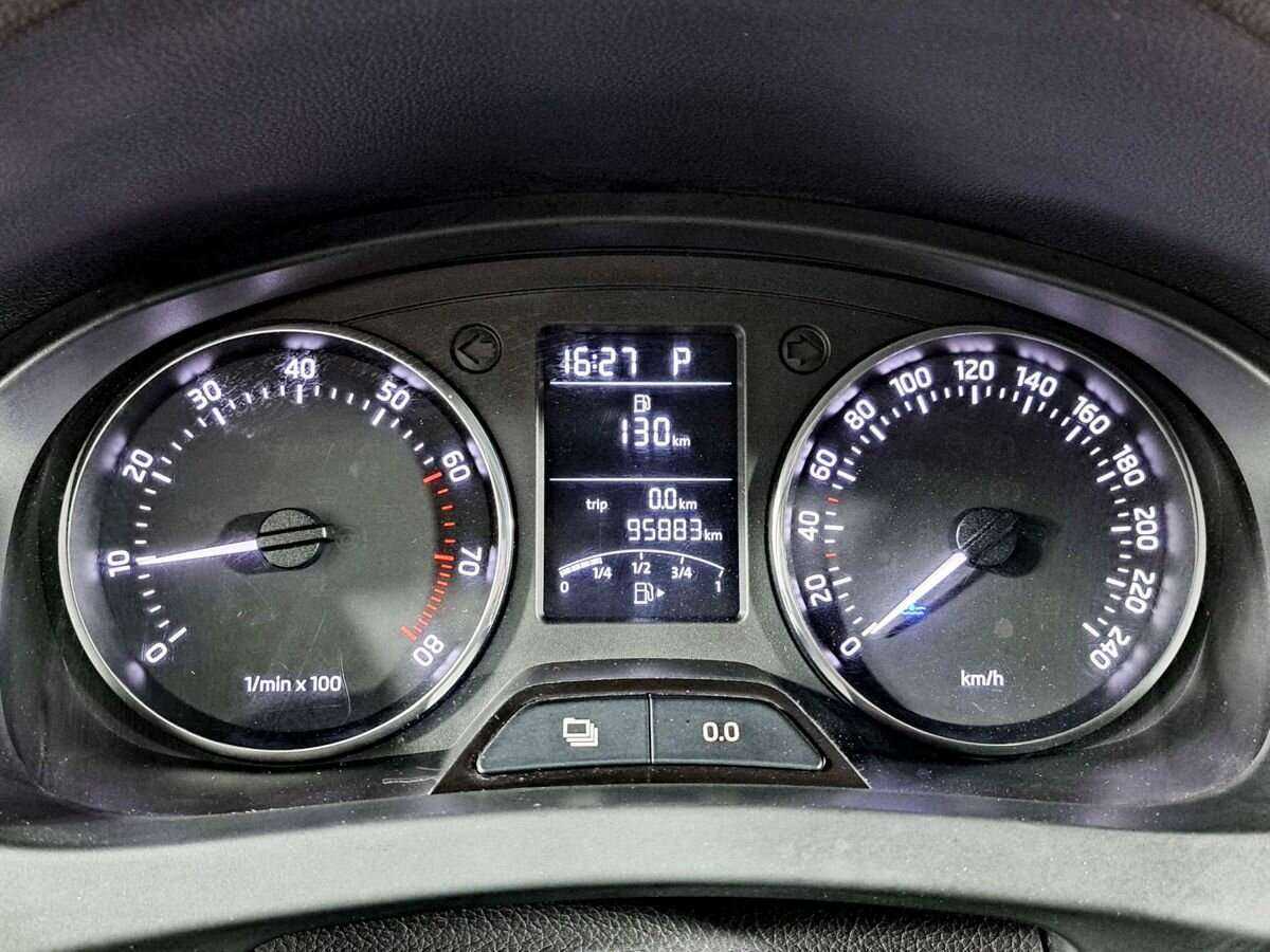 Skoda Rapid 2014 года с пробегом. Фото: #7