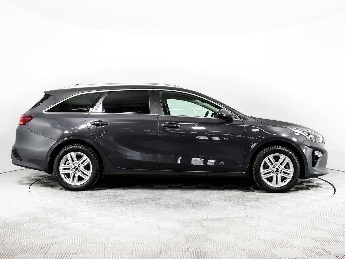 Kia Ceed 2021 года с пробегом. Фото: #3