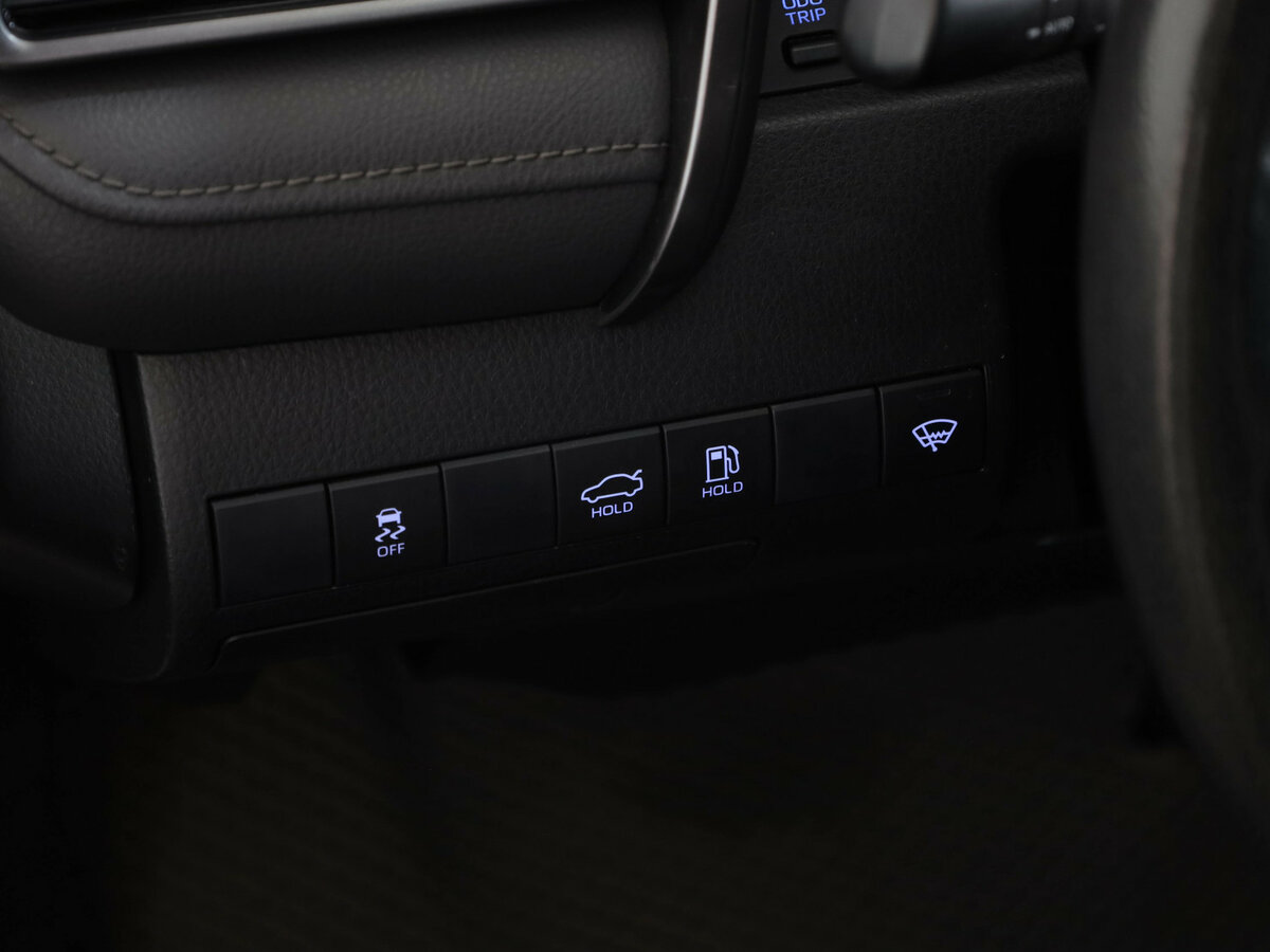 Toyota Camry 2021 года с пробегом. Фото: #8