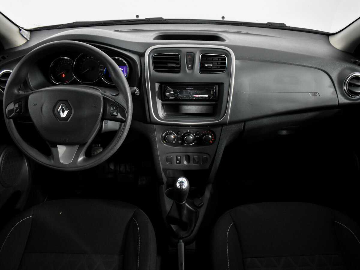 Renault Sandero 2017 года с пробегом. Фото: #12
