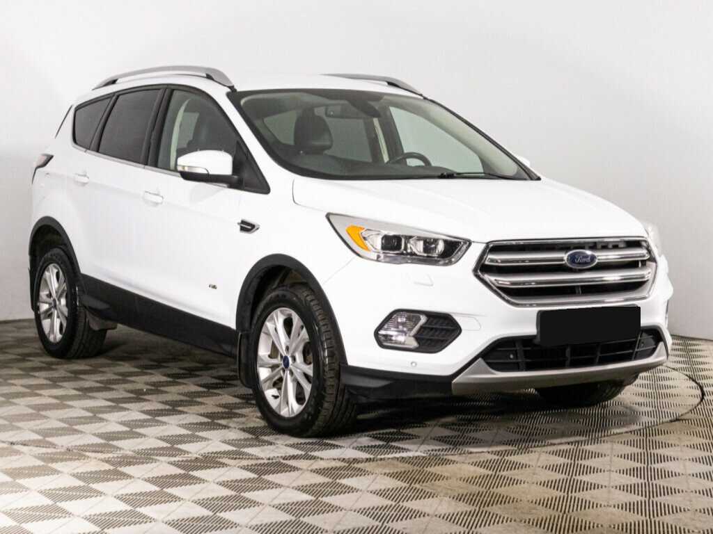 Ford Kuga 2017 года с пробегом. Фото: #2