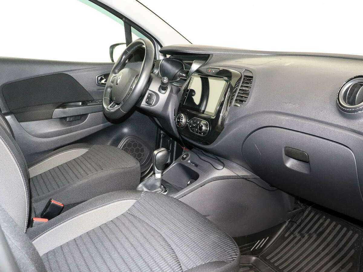 Renault Kaptur 2017 года с пробегом. Фото: #6