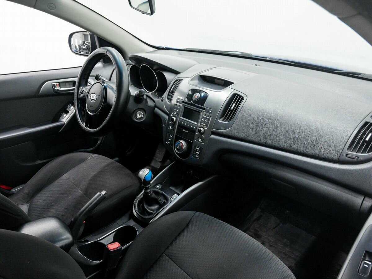Kia Cerato 2012 года с пробегом. Фото: #6