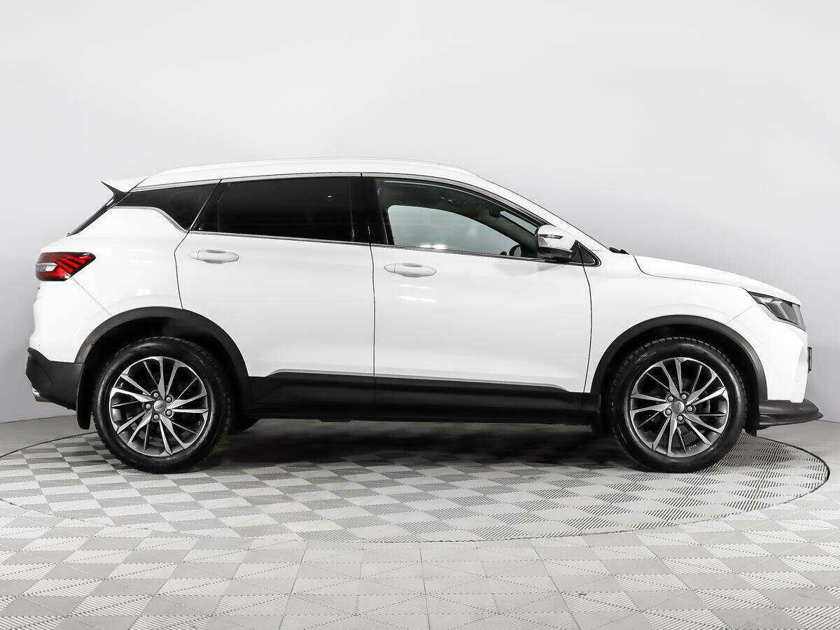 Geely Coolray 2021 года с пробегом. Фото: #3