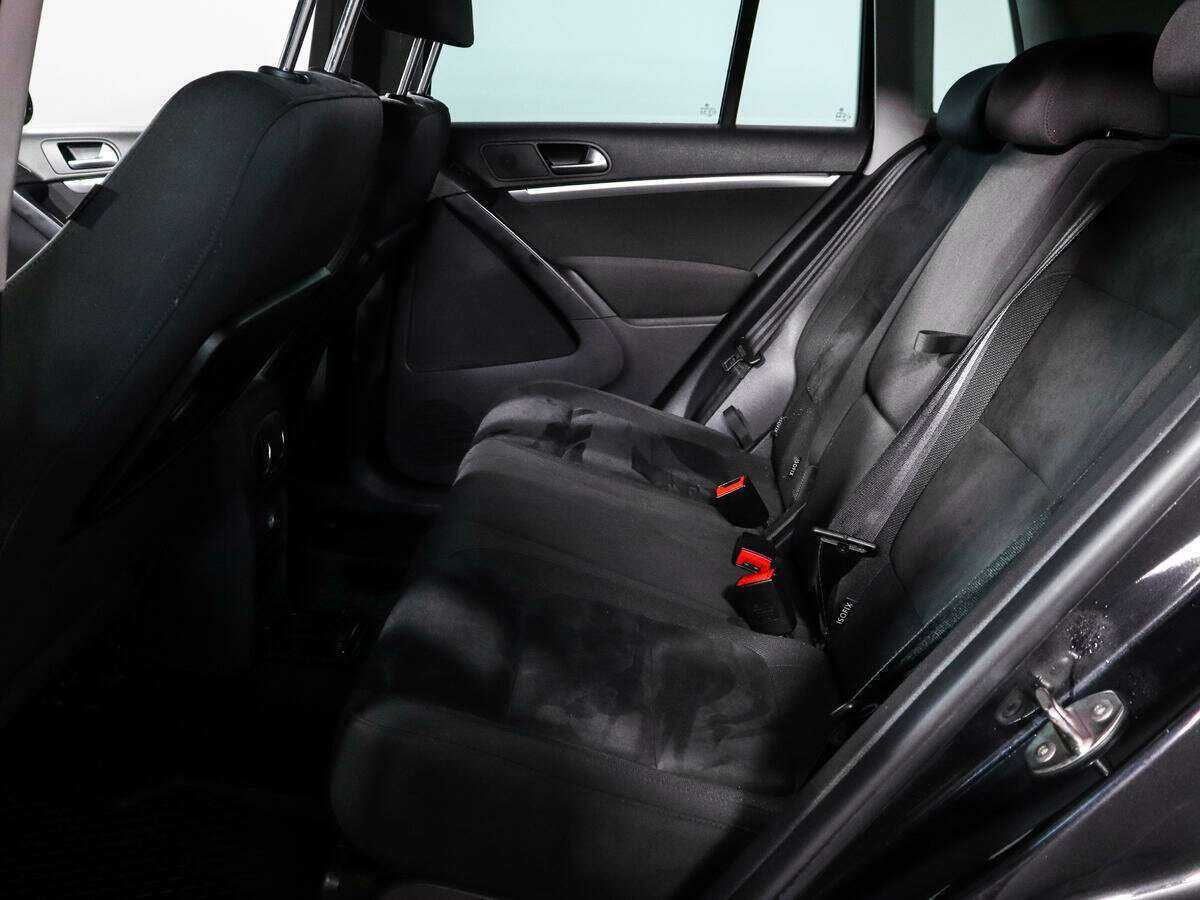 Volkswagen Tiguan 2012 года с пробегом. Фото: #6