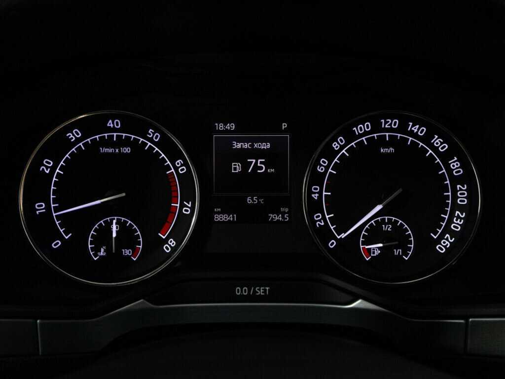 Skoda Superb 2017 года с пробегом. Фото: #11