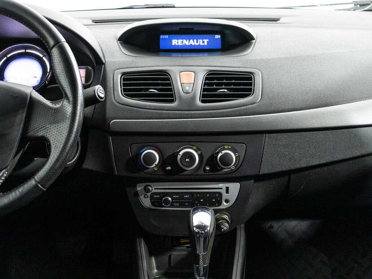 Renault Fluence 2014 года с пробегом. Фото: #13