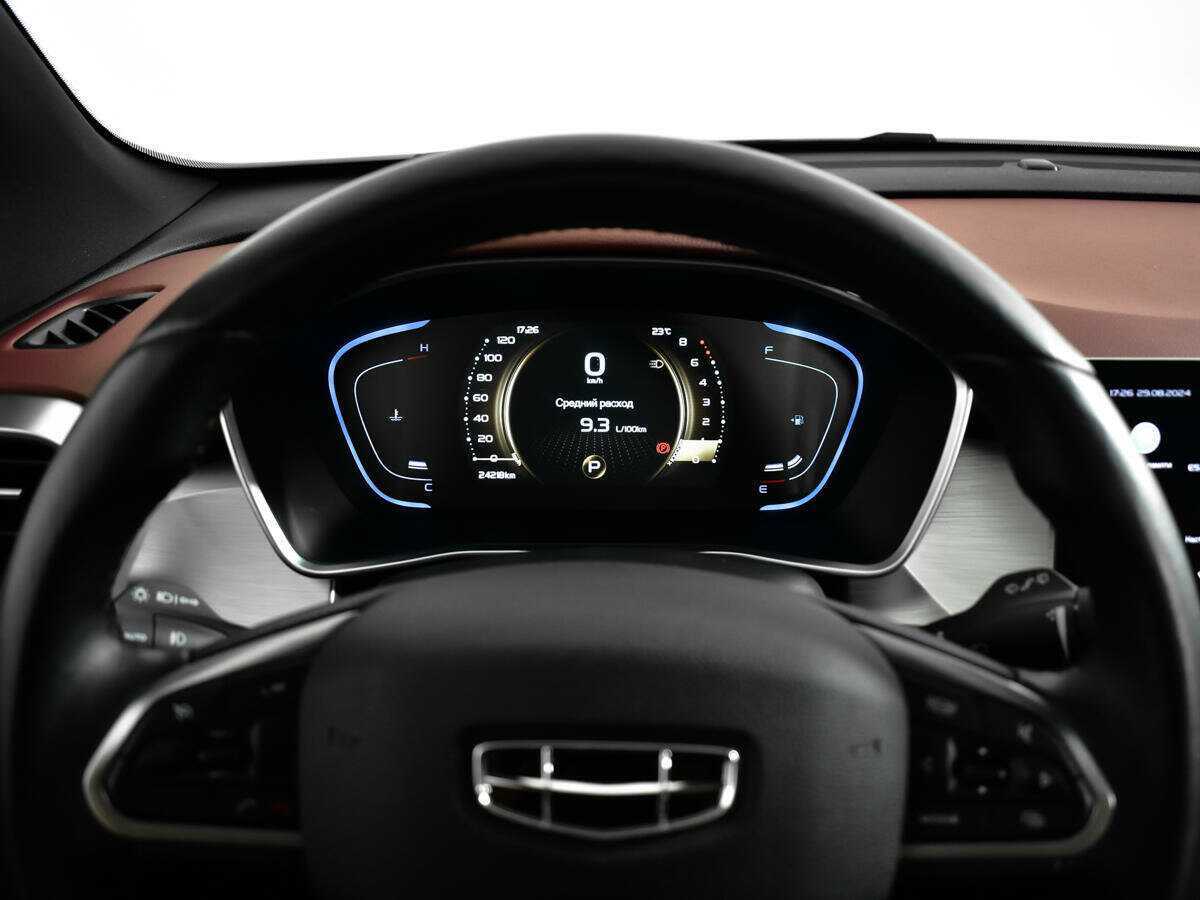 Geely Coolray 2022 года с пробегом. Фото: #10