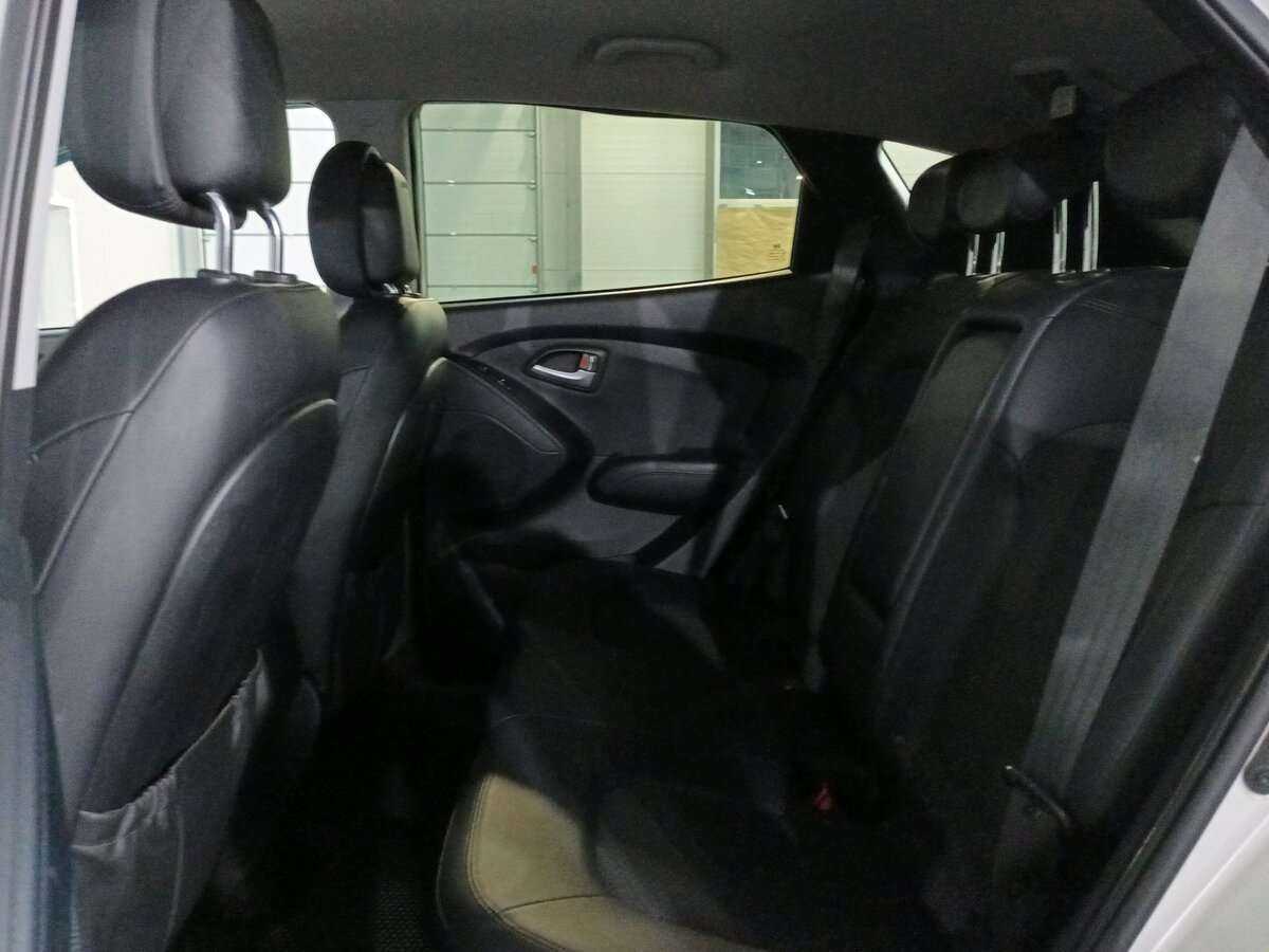 Hyundai ix35 2012 года с пробегом. Фото: #9