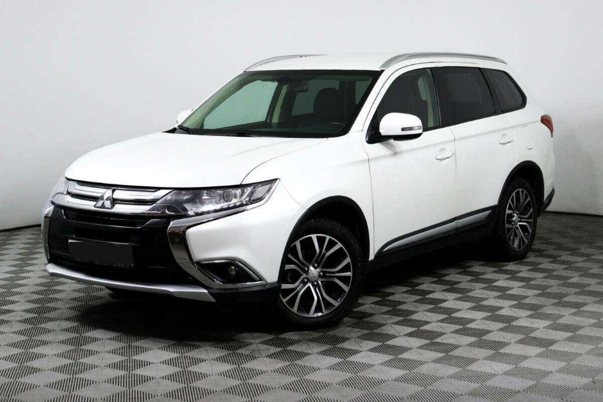 Mitsubishi Outlander 2018 года с пробегом. Фото: #0