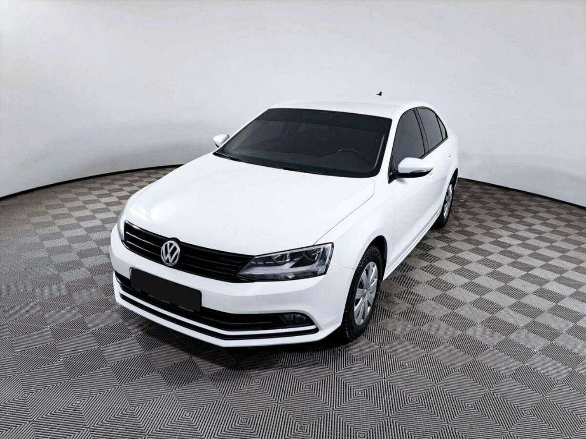 Volkswagen Jetta 2016 года с пробегом. Посмотреть фото