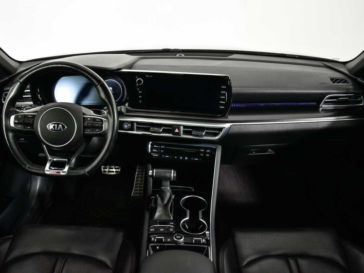 Kia K5 2021 года с пробегом. Фото: #11