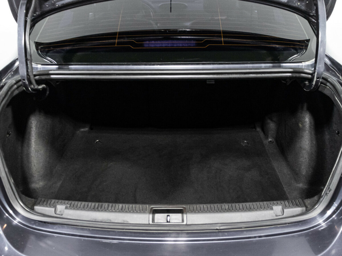 Renault Fluence 2012 года с пробегом. Фото: #15