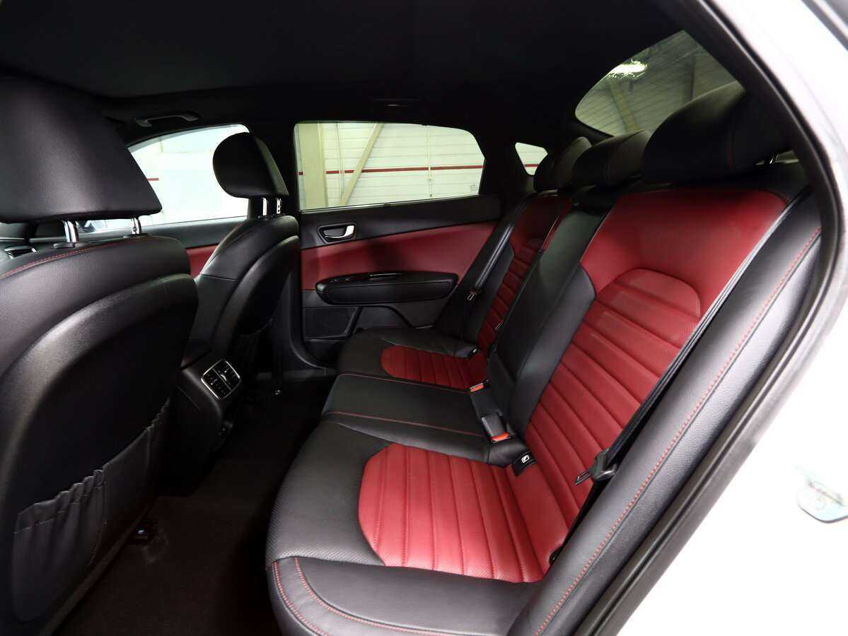 Kia Optima 2019 года с пробегом. Фото: #20