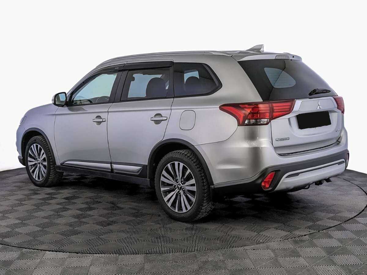 Mitsubishi Outlander 2020 года с пробегом. Фото: #6