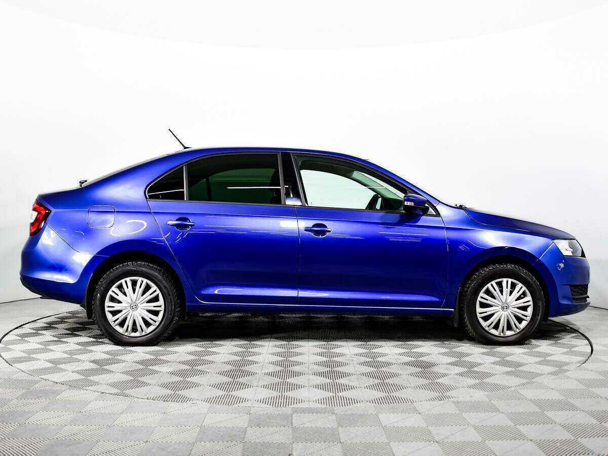 Skoda Rapid 2018 года с пробегом. Фото: #3