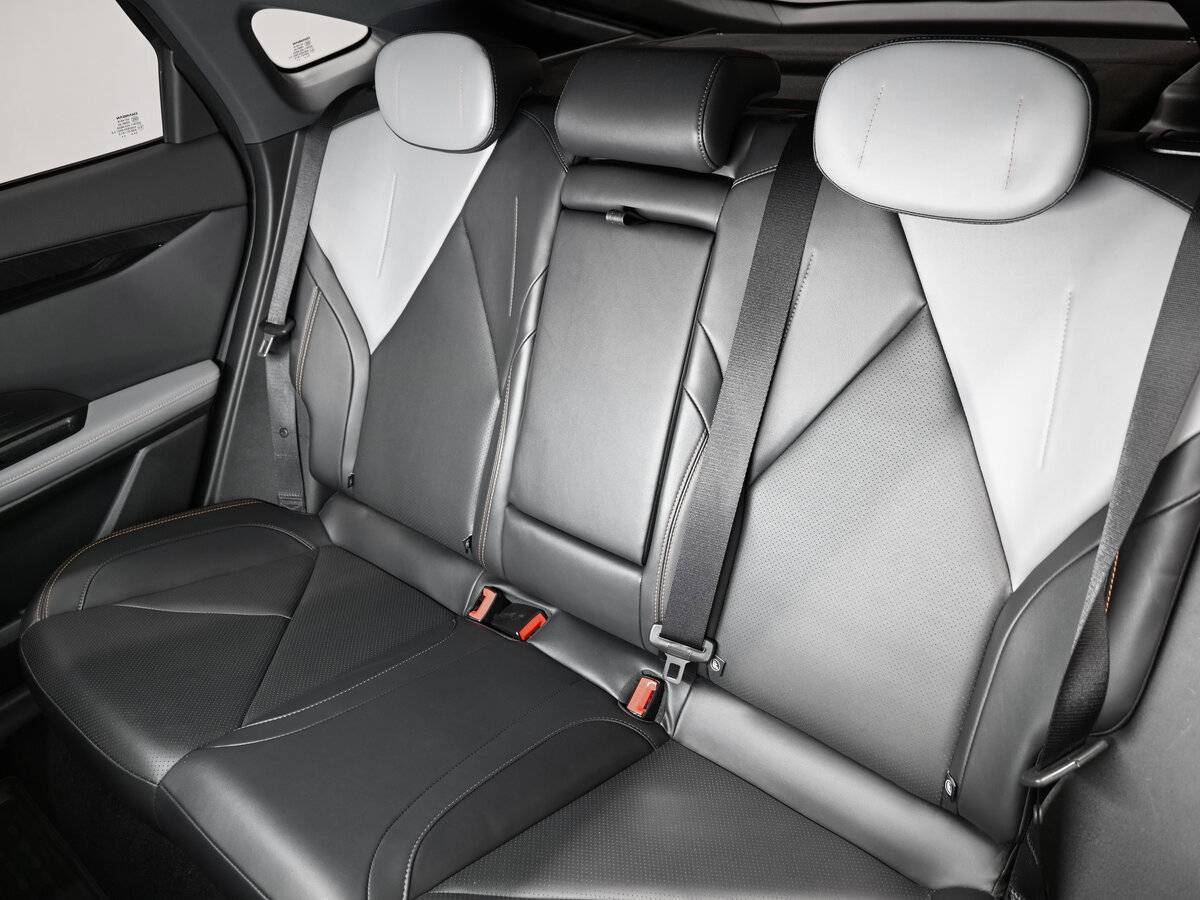 Changan UNI-V 2023 года с пробегом. Фото: #8