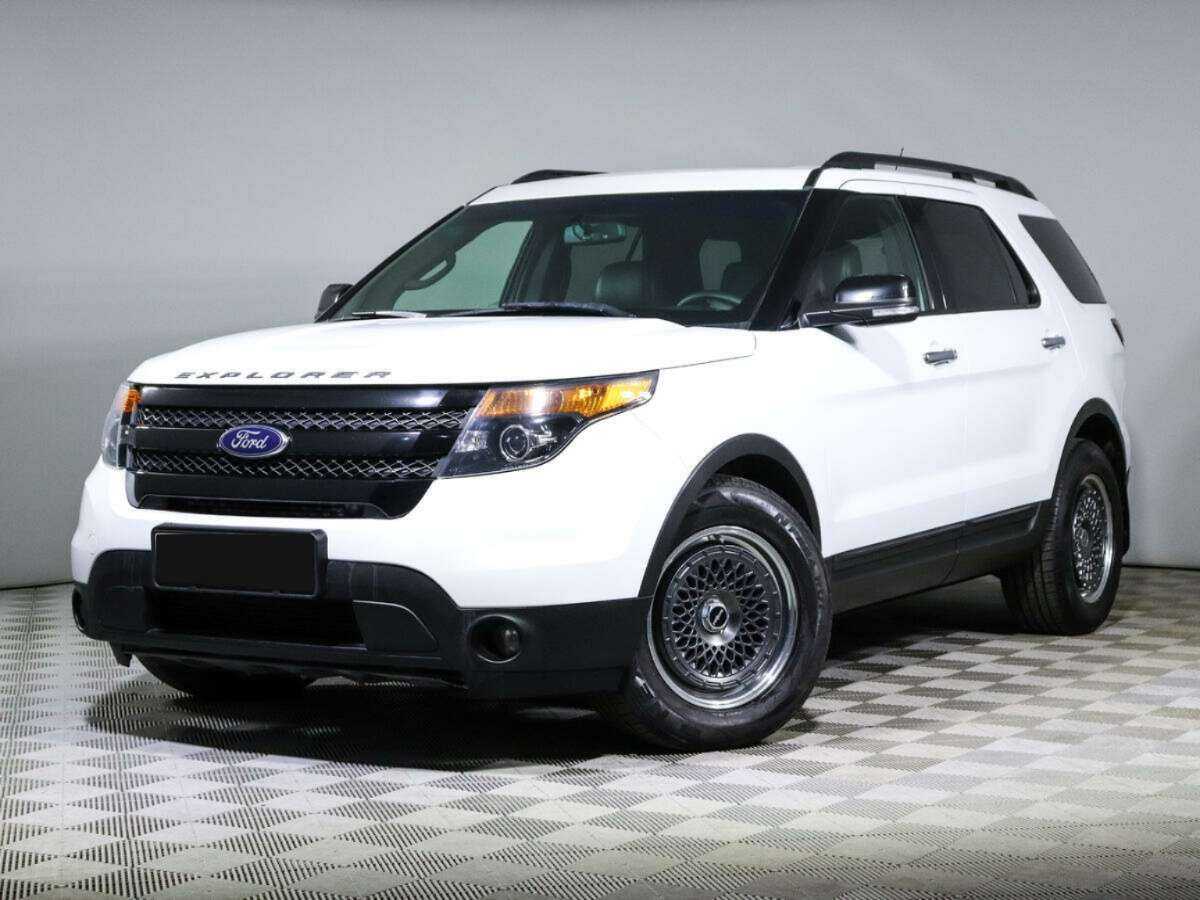 Ford Explorer 2015 года с пробегом. Фото: #0