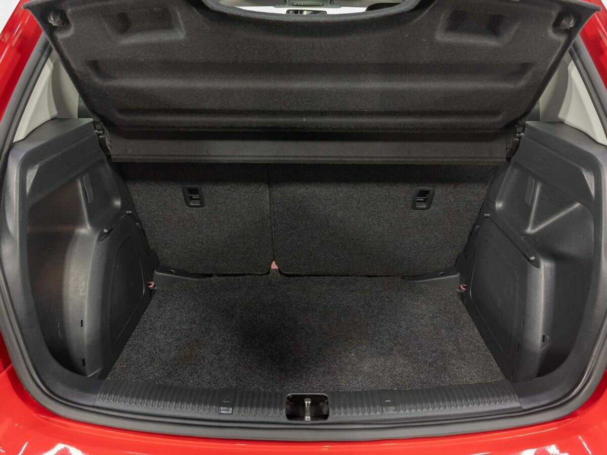 Skoda Fabia 2013 года с пробегом. Фото: #20