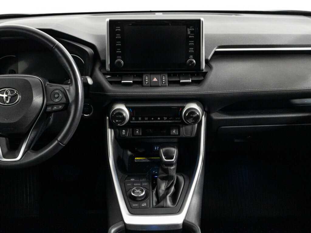 Toyota RAV4 2020 года с пробегом. Фото: #13