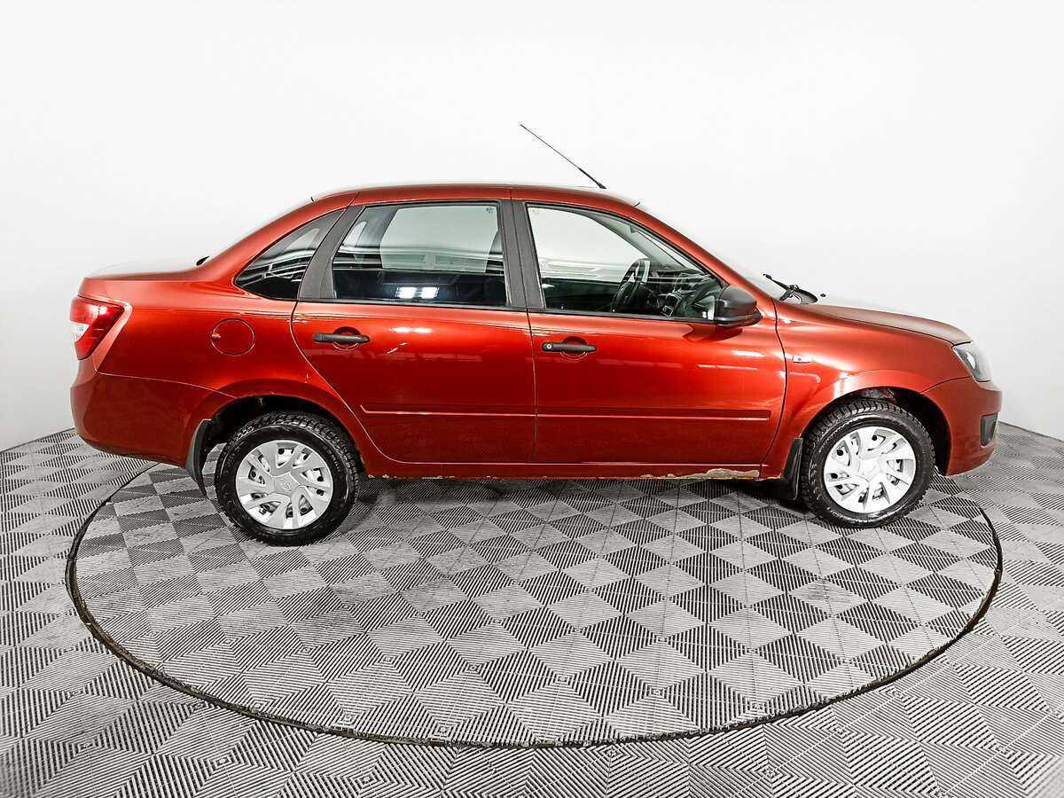 Lada (ВАЗ) Granta 2018 года с пробегом. Фото: #3